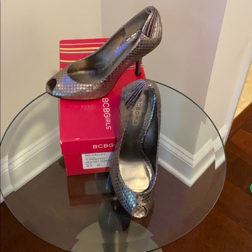 Bcbgirls pewter snakeskin heels